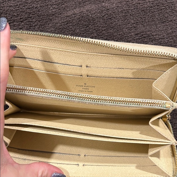 Louis Vuitton Damier Azur Long Zippy Wallet Leather Women’s - Picture 6 of 14